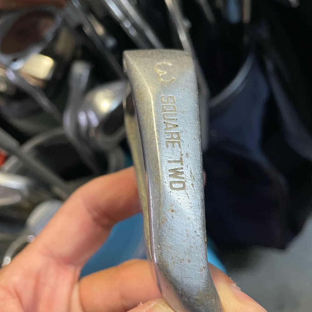 Square two iron 3 ladies flex 
Graphite shaft